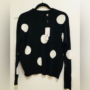 Brand New Tahari sweater
